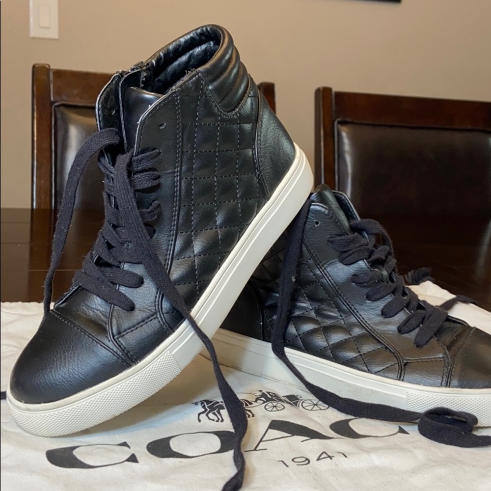 Steve Madden High Top Casual Shoes. Size 7.5.